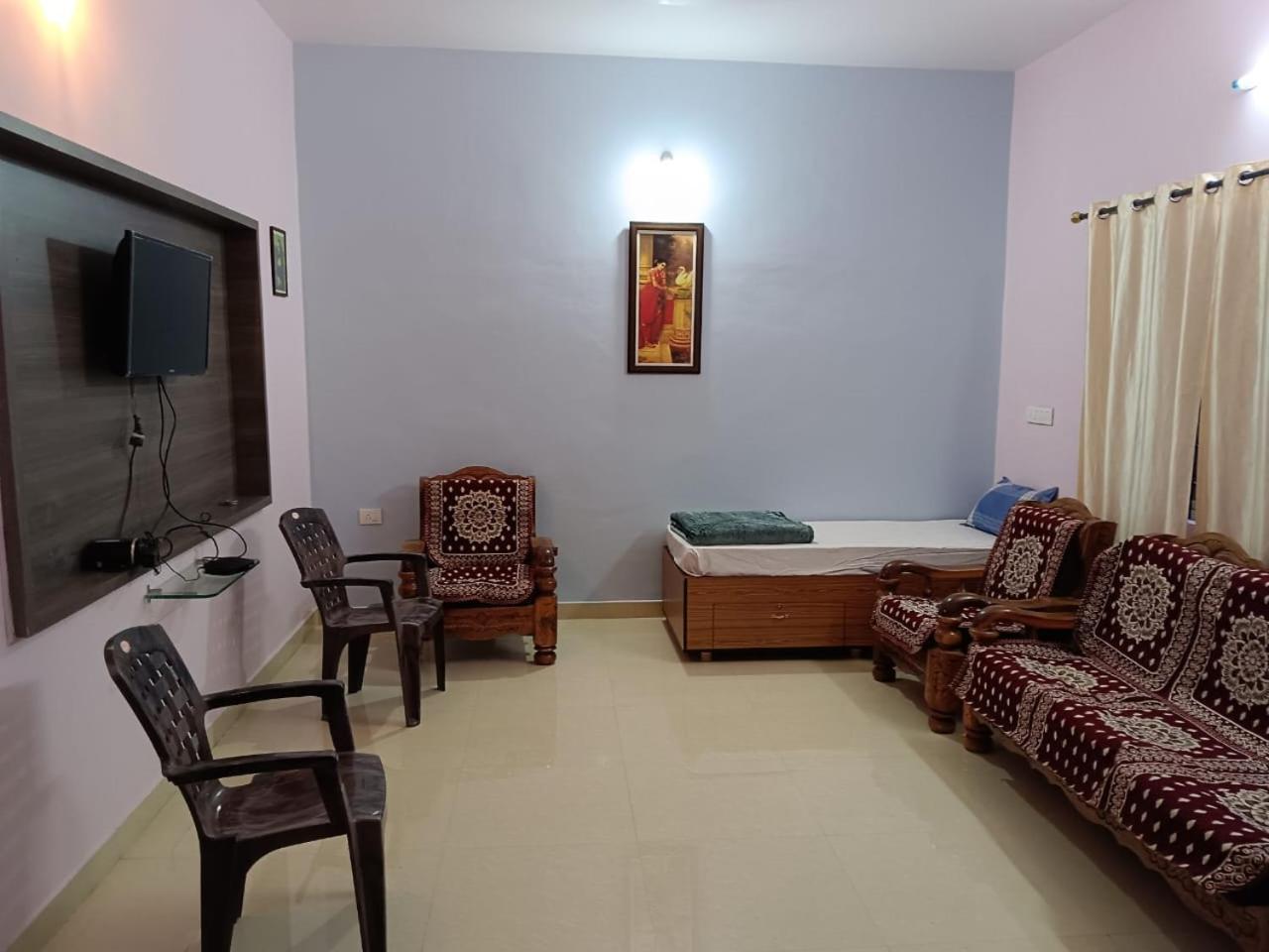 Venissa Serviceapartment Chikmagalur Exterior photo
